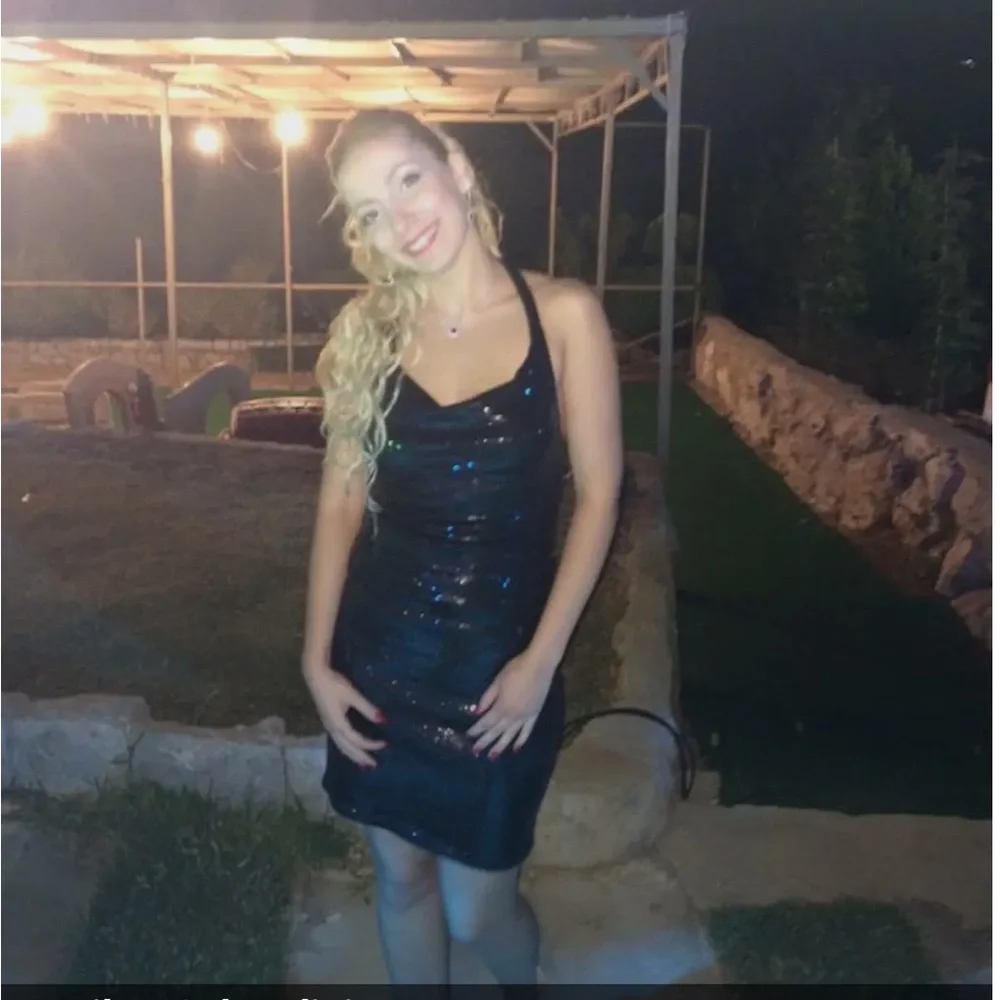 Elegant Black or red  Sequin Dress size xs - Picture 2 of 3